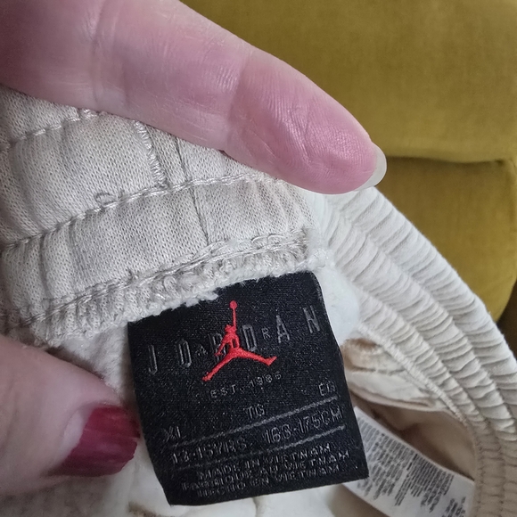 Nike Kids Casual Bottoms in Cream - Picture 12 of 13